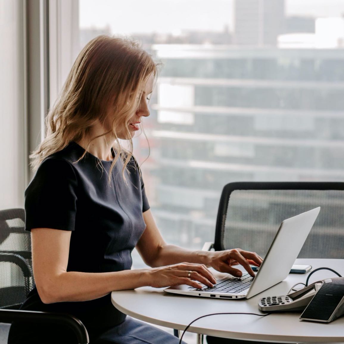 An icon for webinars hosted by ATB