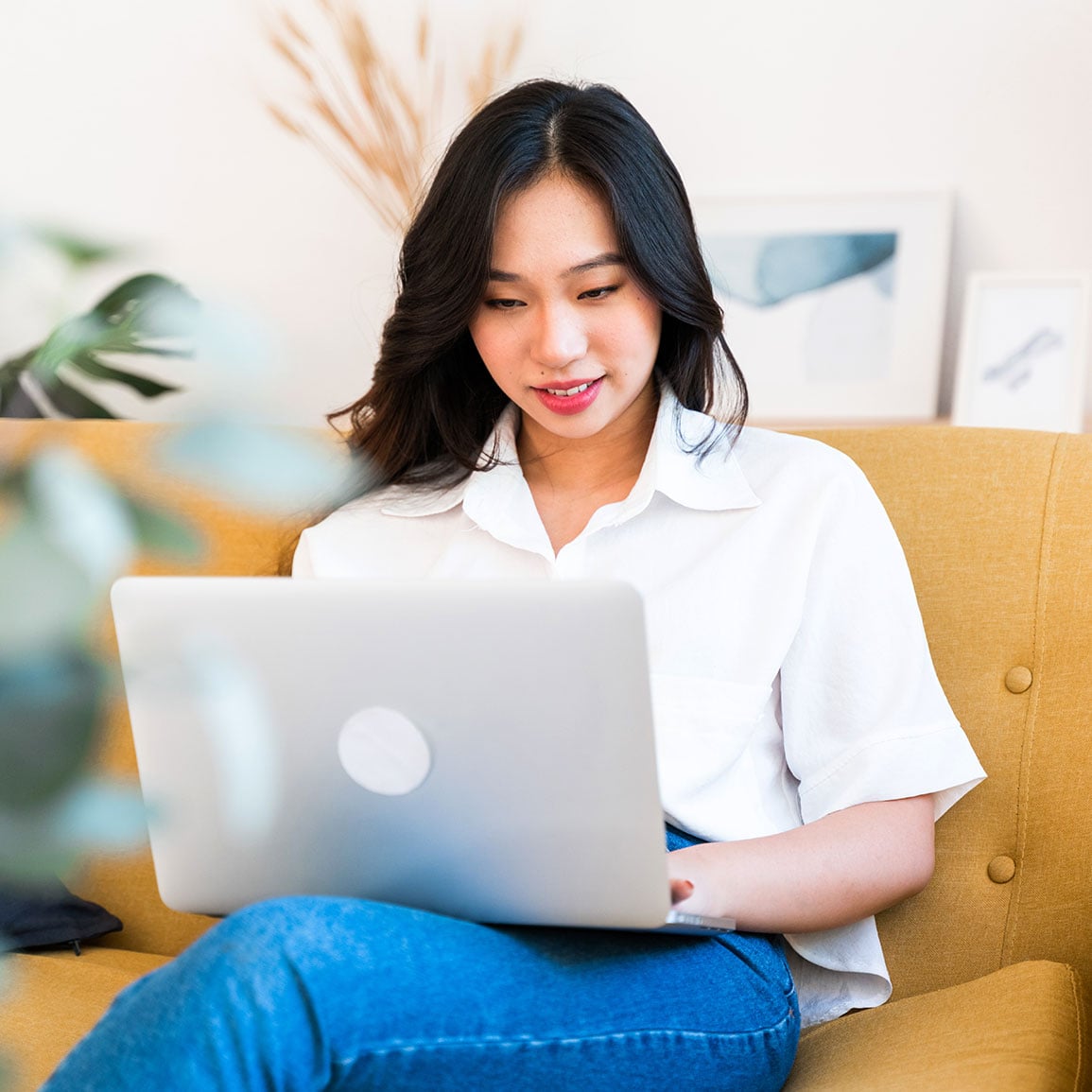 woman at laptop