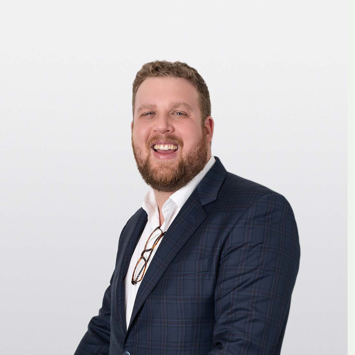 Image of Brenden MacDonald financial advisor on white background