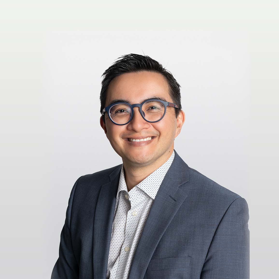 Image of Desmond Chow, Senior Financial Advisor with ATB Wealth, against white background