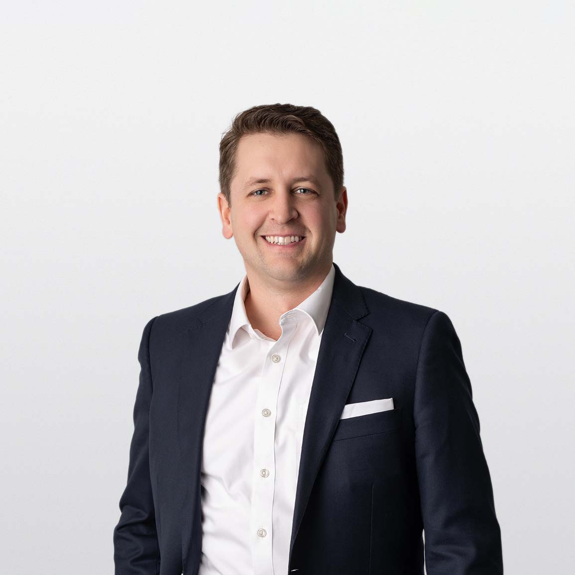 Image of Duncan Cramer financial advisor on white background