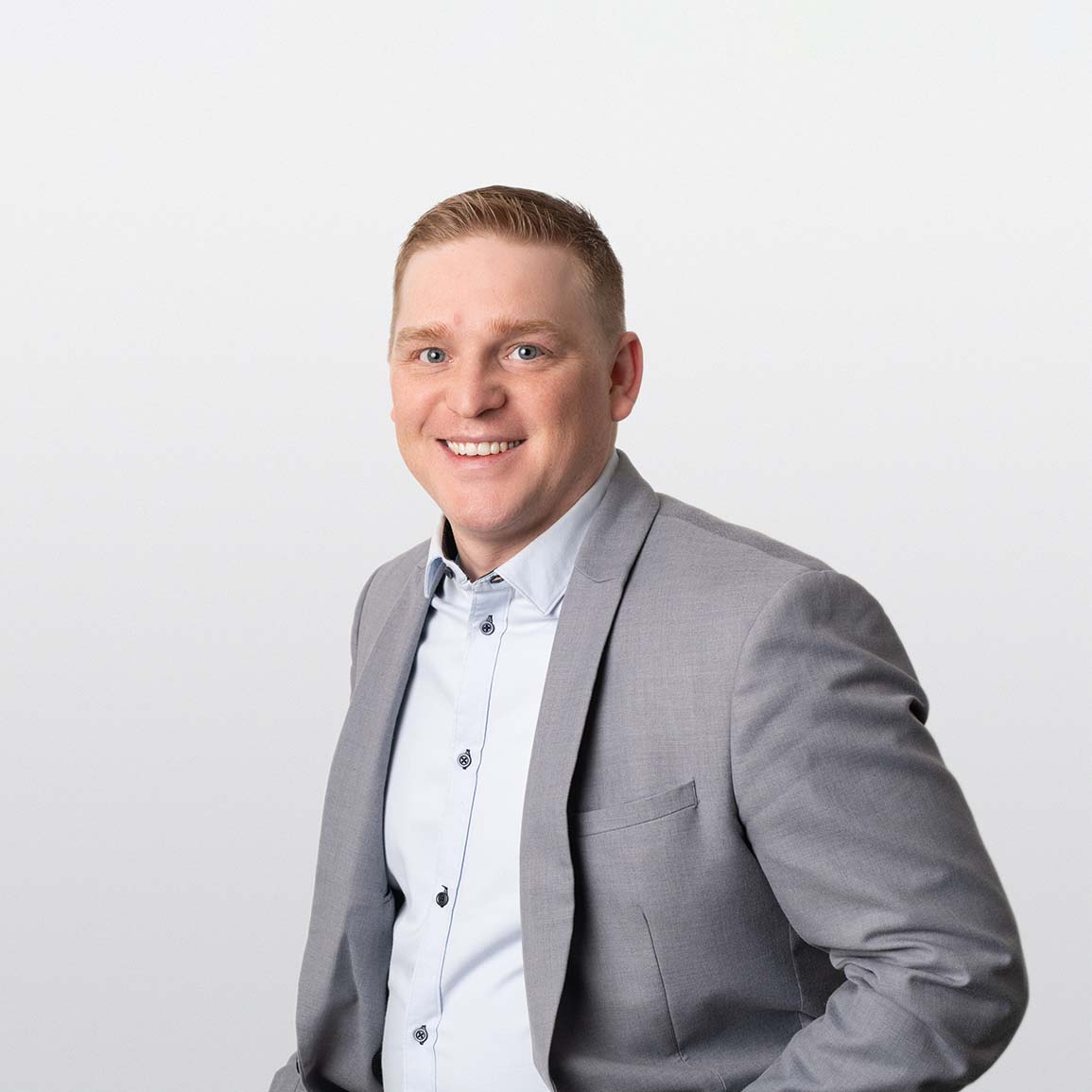 Image of Garrett Sereda senior financial advisor on white background