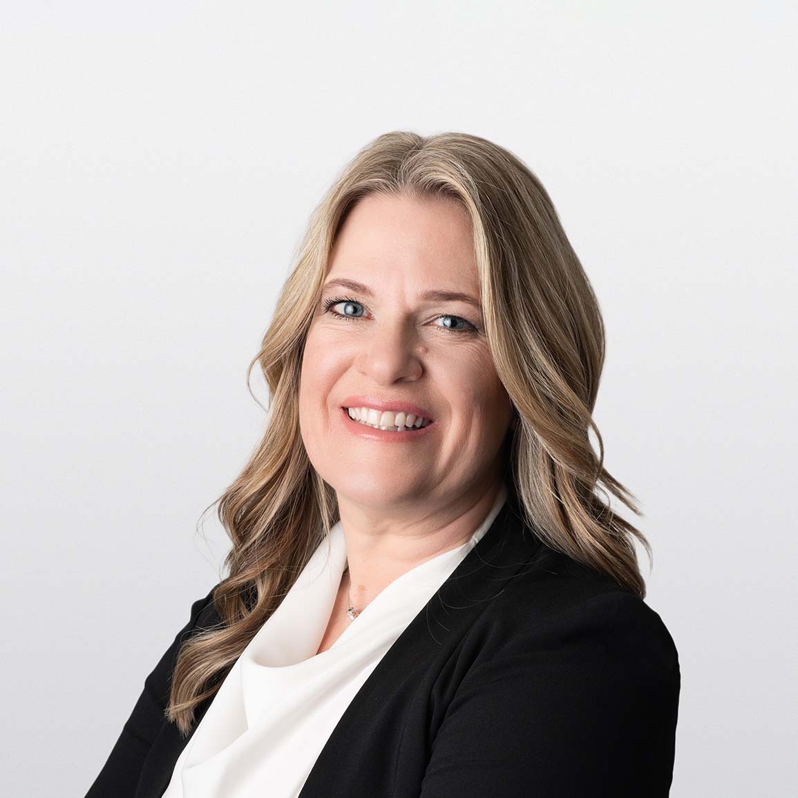 Image of Jodie Hurry senior financial advisor on white background