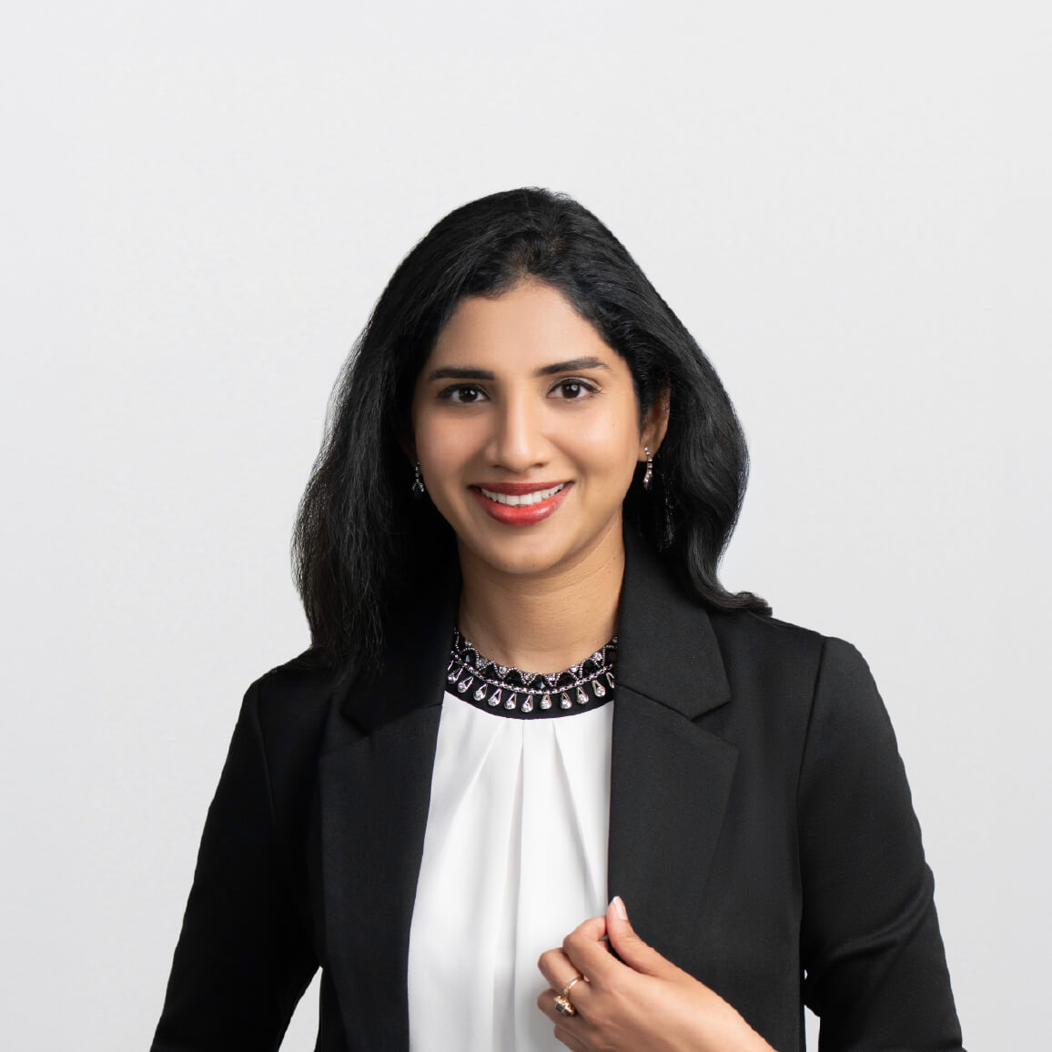 Image of Prathy Vuppalapati financial advisor on white background